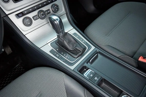 Хетчбэк Volkswagen Golf 2013 года, 1149000 рублей, Красноярск