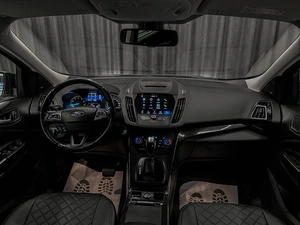 Внедорожник Ford Kuga 2017 года, 1450000 рублей, Красноярск