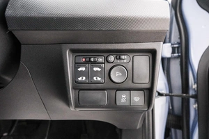 Минивэн Honda Freed 2014 года, 1049000 рублей, Красноярск