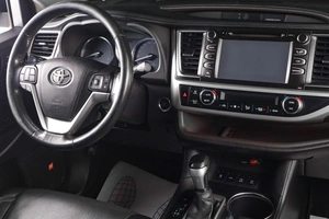 Внедорожник Toyota Highlander 2015 года, 3549000 рублей, Тюмень