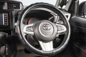 Минивэн Toyota Roomy 2020 года, 1299000 рублей, Новосибирск