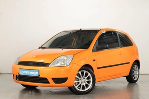 Хетчбэк Ford Fiesta 2005 года, 599000 рублей, Челябинск