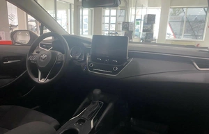 Седан Toyota Corolla 2020 года, 1820000 рублей, Красноярск