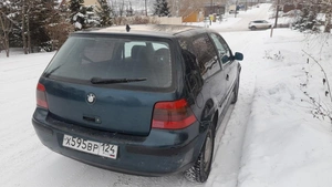 Универсал Volkswagen Golf 2002 года, 250000 рублей, Красноярск