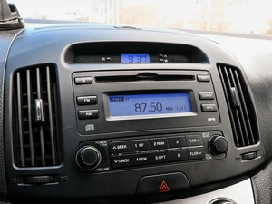 Седан Hyundai Elantra 2010 года, 844000 рублей, Волгоград