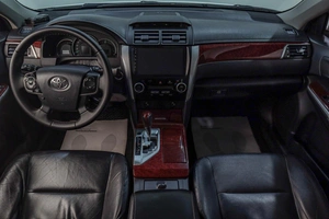 Седан Toyota Camry 2013 года, 1879000 рублей, Челябинск