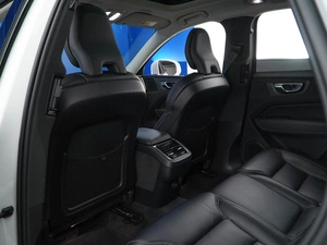 Внедорожник Volvo XC60 2021 года, 3997055 рублей, Москва