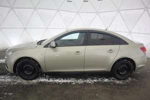 Седан Chevrolet Cruze 2011 года, 660000 рублей, Орёл