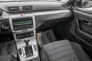 Седан Volkswagen Passat CC 2010 года, 999000 рублей, Барнаул