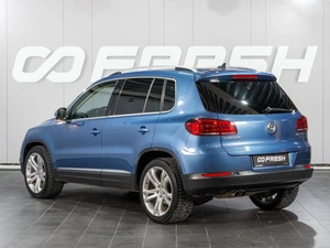 Внедорожник Volkswagen Tiguan 2015 года, 1649000 рублей, Сургут