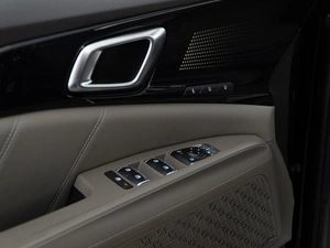 Минивэн Kia Carnival 2025 года, 7398055 рублей, Москва