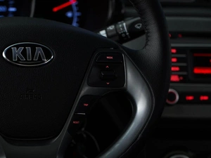 Седан Kia Rio 2016 года, 839050 рублей, Москва