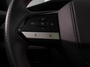 Лифтбек Changan UNI-V 2023 года, 2250000 рублей, Воронеж