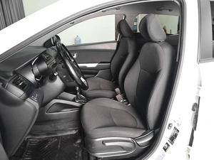 Хетчбэк Kia Rio 2014 года, 1129000 рублей, Ставрополь