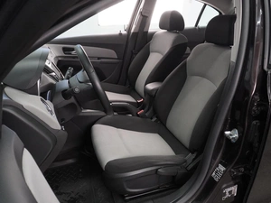 Седан Chevrolet Cruze 2014 года, 1124000 рублей, Воронеж