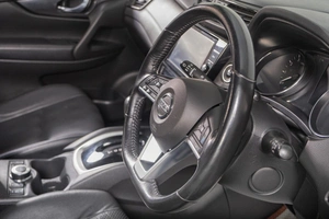 Внедорожник Nissan X-Trail 2018 года, 1939000 рублей, Томск