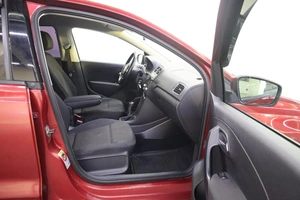Седан Volkswagen Polo 2011 года, 655000 рублей, Брянск