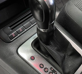 Внедорожник Volkswagen Tiguan 2013 года, 1327000 рублей, Красноярск