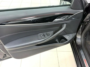 Седан BMW 5 серия 2018 года, 3545000 рублей, Красноярск