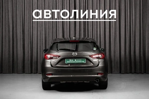 Хетчбэк Mazda Axela 2017 года, 1350000 рублей, Красноярск