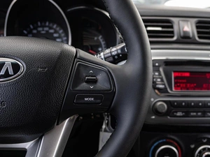 Хетчбэк Kia Rio 2015 года, 980000 рублей, Краснодар