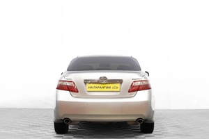 Седан Toyota Camry 2011 года, 1199000 рублей, Барнаул