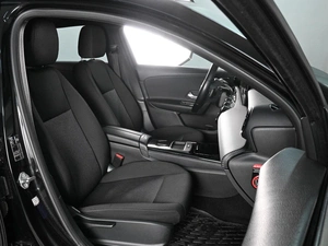 Хетчбэк Mercedes-benz A-класс 2019 года, 2199000 рублей, Аксай