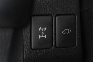 Внедорожник Toyota RAV4 2019 года, 2979000 рублей, Кемерово