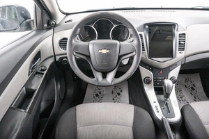 Седан Chevrolet Cruze 2011 года, 779000 рублей, Красноярск