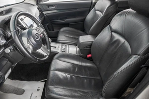 Седан Subaru Legacy 2011 года, 1549000 рублей, Барнаул