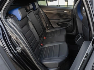 Хетчбэк Volkswagen Golf R 2023 года, 6200000 рублей, Краснодар