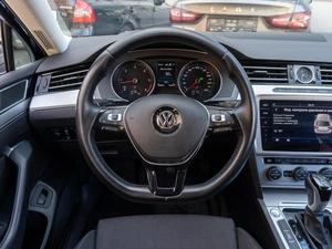 Универсал Volkswagen Passat 2019 года, 1450000 рублей, Саратов