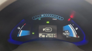 Хетчбэк Nissan Leaf 2013 года, 1299000 рублей, Красноярск