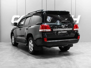 Внедорожник Toyota Land Cruiser 2010 года, 3499000 рублей, Тюмень