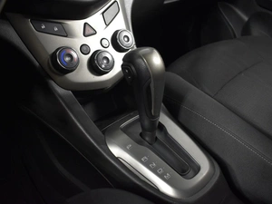 Хетчбэк Chevrolet Aveo 2012 года, 643100 рублей, Казань