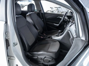 Хетчбэк Opel Astra 2012 года, 865000 рублей, Краснодар