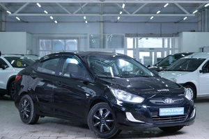 Седан Hyundai Solaris 2013 года, 839000 рублей, Омск