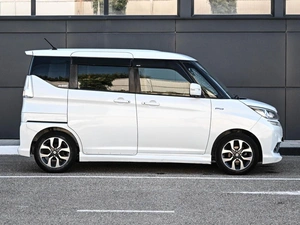 Минивэн Suzuki Solio 2015 года, 774000 рублей, Кирилловка