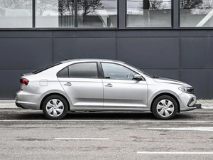 Лифтбек Volkswagen Polo 2021 года, 1649000 рублей, Кирилловка