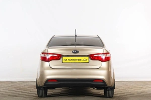 Седан Kia Rio 2011 года, 899000 рублей, Тюмень