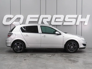 Хетчбэк Opel Astra 2012 года, 649000 рублей, Воронеж