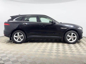 Внедорожник Jaguar F-Pace 2018 года, 3154900 рублей, Казань