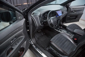 Внедорожник Mitsubishi Outlander 2021 года, 2577000 рублей, Красноярск
