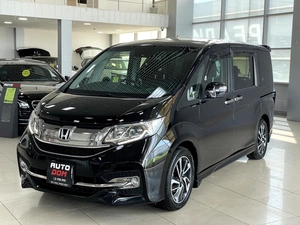 Минивэн Honda Stepwgn Spada 2015 года, 1797000 рублей, Солонцы