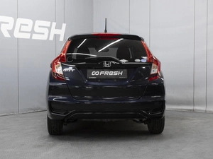 Хетчбэк Honda Fit 2018 года, 1360000 рублей, Омск
