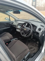 Минивэн Honda Stream 2006 года, 820000 рублей, Красноярск