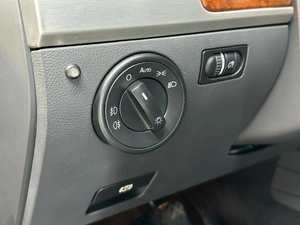 Внедорожник Volkswagen Touareg 2008 года, 1995000 рублей, Красноярск