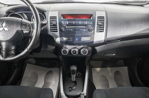 Внедорожник Mitsubishi Outlander 2010 года, 1349000 рублей, Барнаул