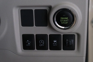 Хетчбэк Toyota Passo 2015 года, 919000 рублей, Омск