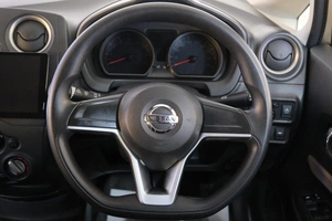 Хетчбэк Nissan Note 2019 года, 1199000 рублей, Омск